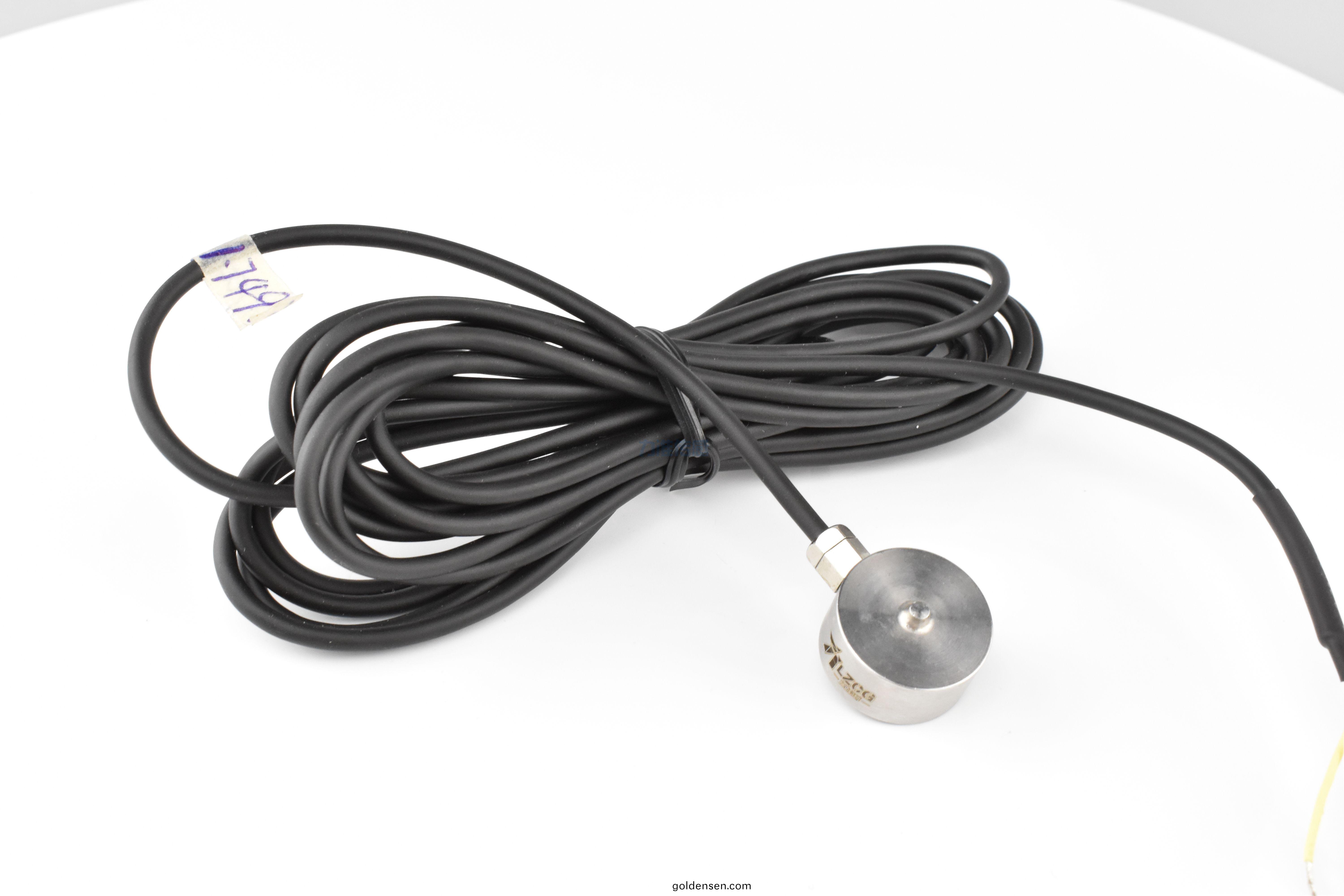 介紹兩種稱(cheng)重(zhong)傳(chuan)感器的安裝方灋及其優點(圖1) DSC_0231.JPG