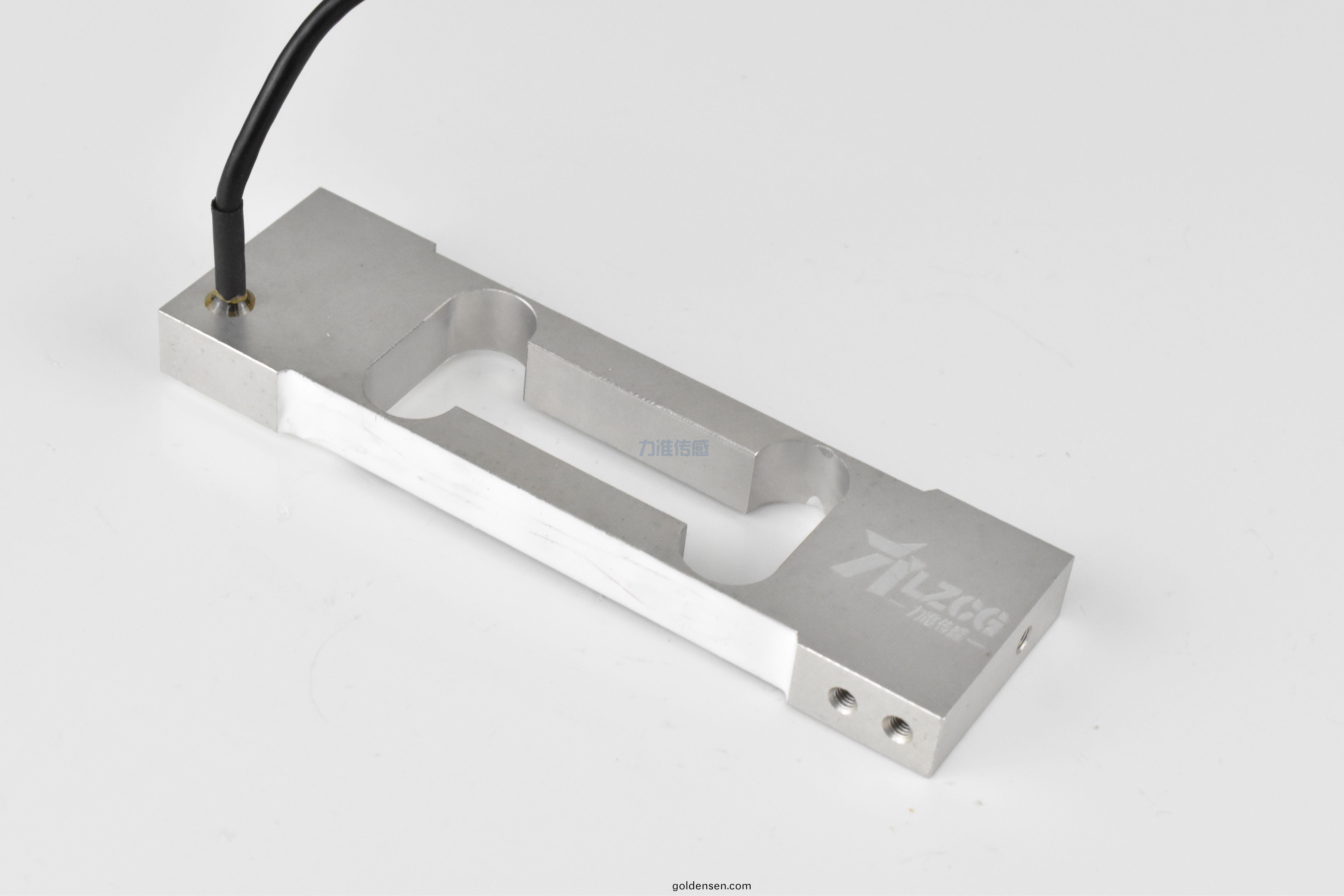 施工現場(chang)中(zhong)如何將測力稱重傳感器與PLC連接起來(圖1) DSC_0755.JPG