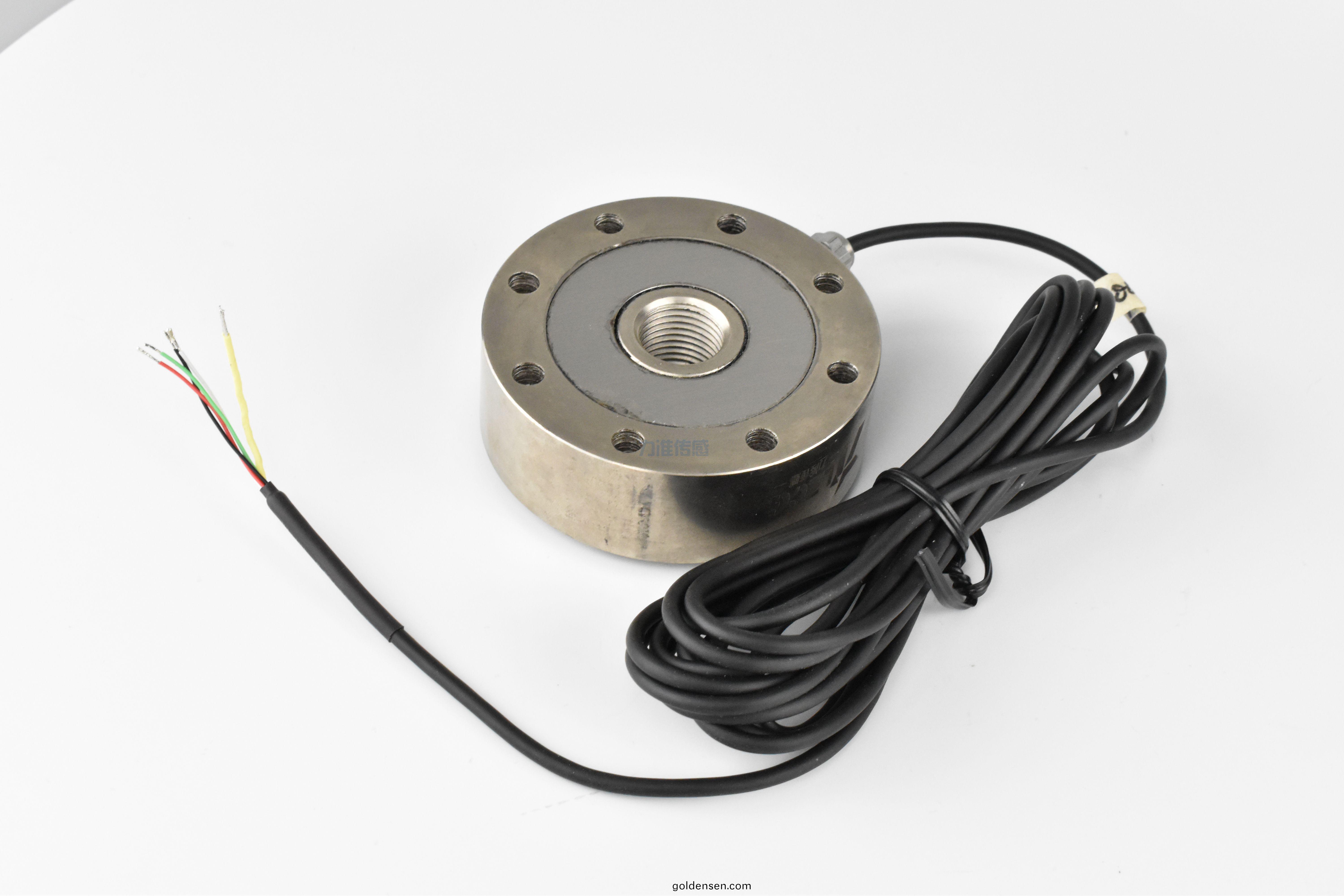 微型傳感器有許(xu)多實(shi)際應用涵蓋了大多數(shu)行業(圖1) DSC_0581.JPG