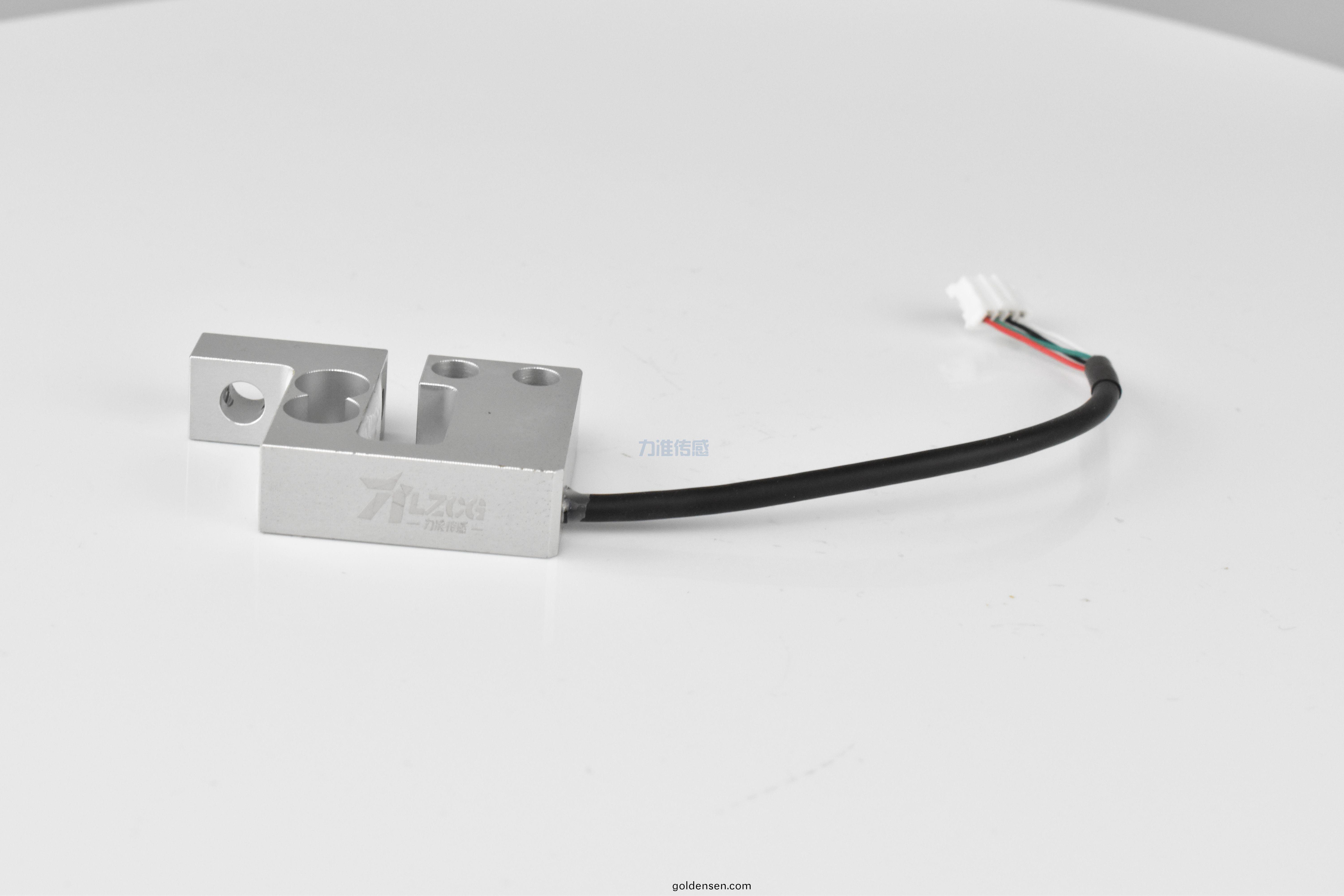 根據被測(ce)壓力對象選擇壓力傳感(gan)器非常重要(圖1) DSC_0767.JPG